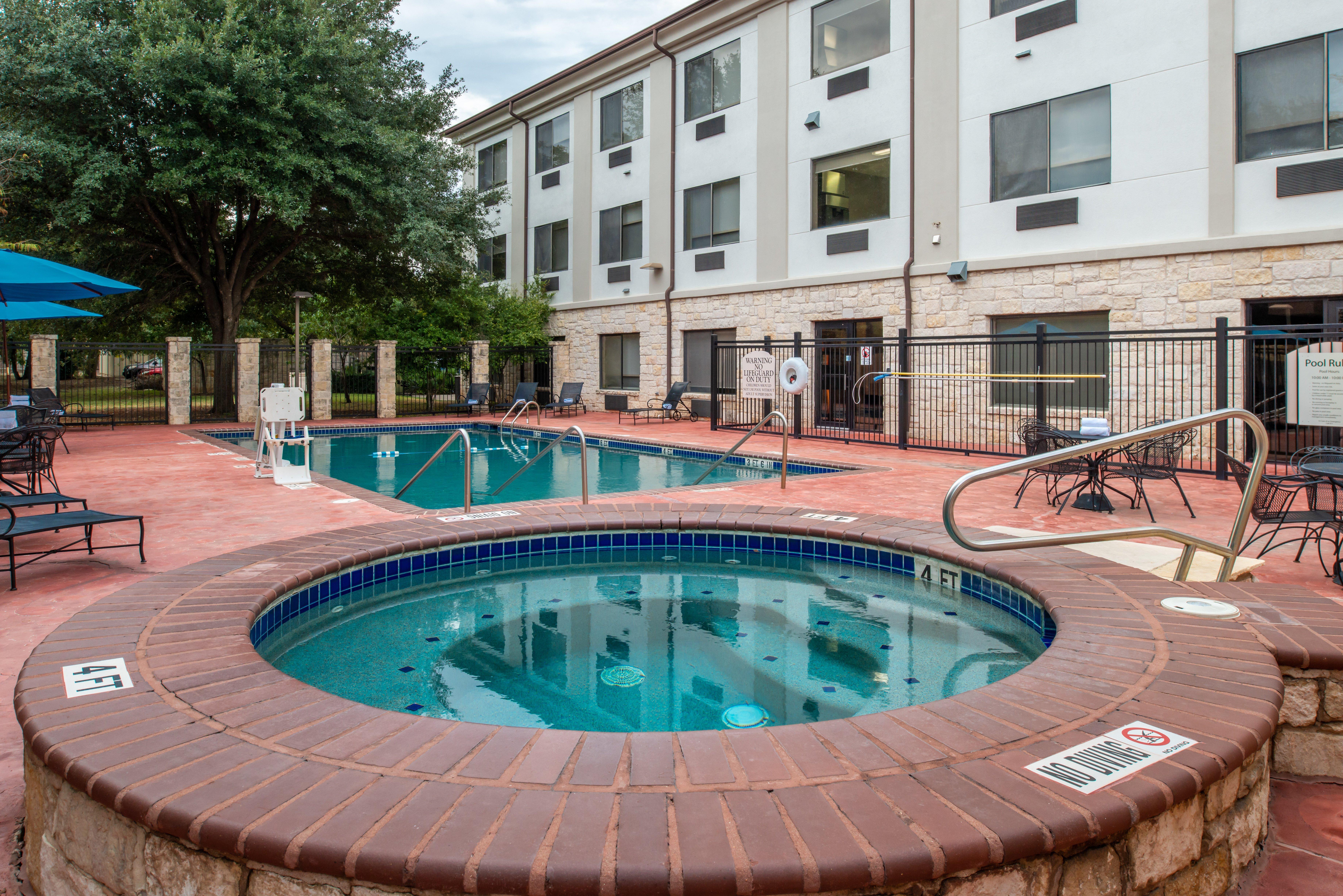 Holiday Inn Express & Suites Austin Nw - Lakeline By Ihg Bagian luar foto