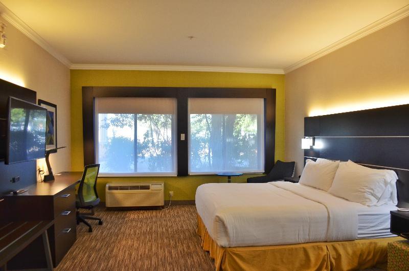Holiday Inn Express & Suites Austin Nw - Lakeline By Ihg Bagian luar foto